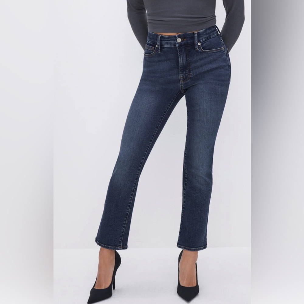 Good American Good Petite Straight  jeans